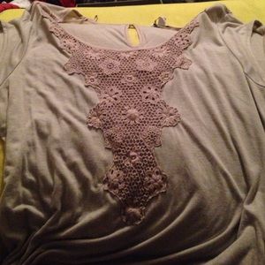 American eagle flowy blouse