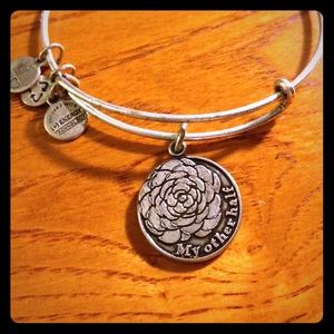 ❗️PRICE DROP❗️Alex and Ani "My Other Half" bangle