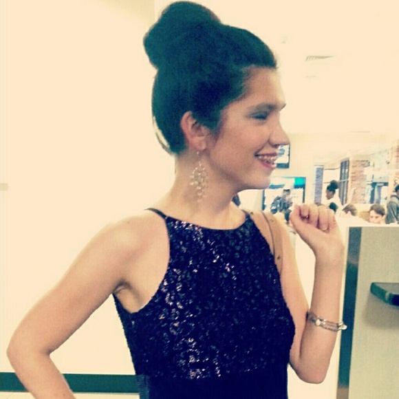 Meet your Posher, Rachel - Picture 2 of 2