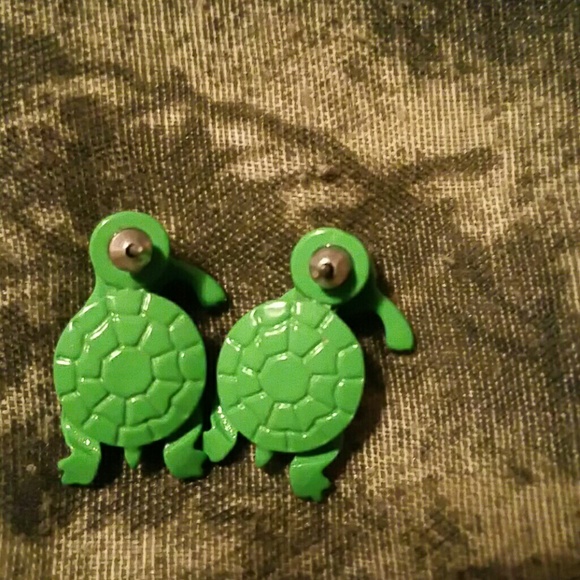 Turtle earrings - Picture 2 of 2