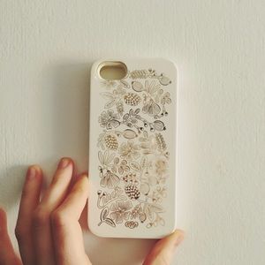 Rifle paper co. iPhone 5s white and gold case.