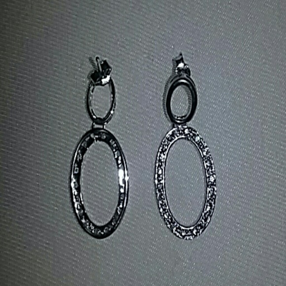 Silver Earrings - Picture 2 of 3