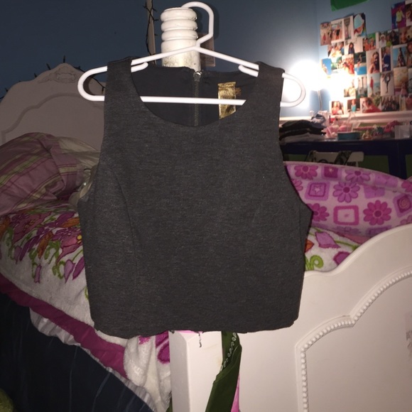 Twelve layers crop top!