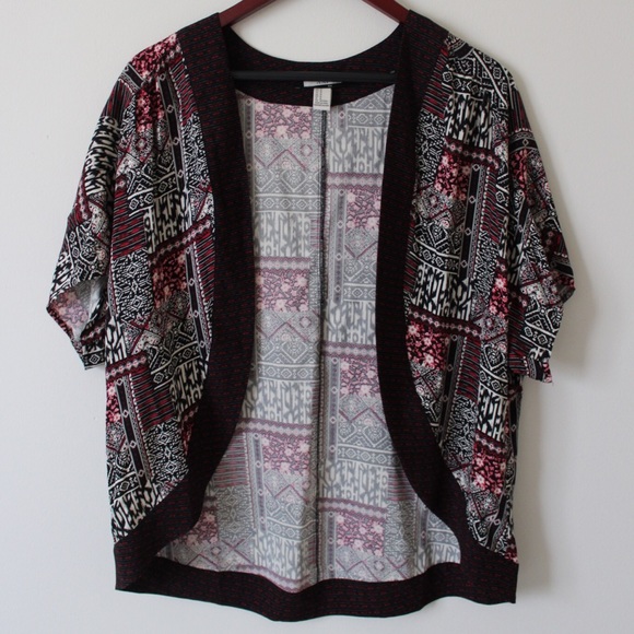 Forever 21 Other - Multi-colored Kimono Forever 21 Other - Multi-colored Kimono