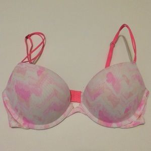 Gilly Hicks patterned push up bra