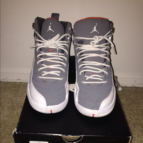 Air Jordan 12 retro "cool grey"
