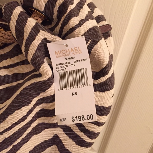 Michael Kors Large Canvas Shoulder Tote - Picture 2 of 4