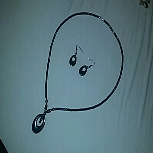 Dark Gray Necklace + Earrings - Picture 1 of 4