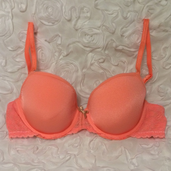 Victoria's Secret Lined Demi 36B