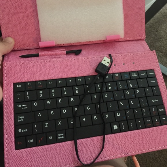 Pink tablet case - Picture 2 of 3