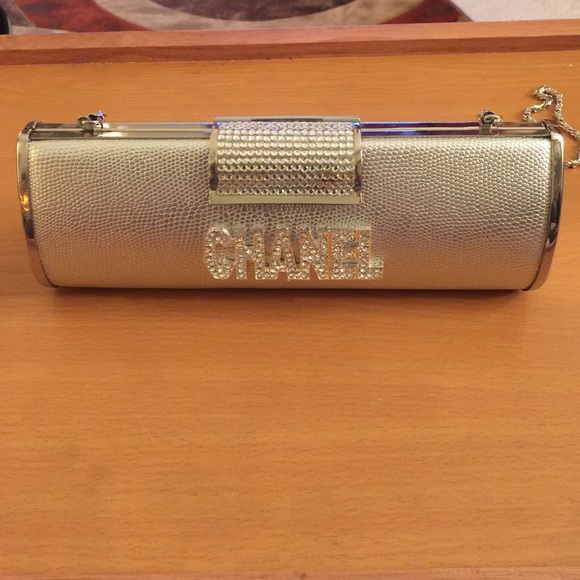 Clutch shoulder bag