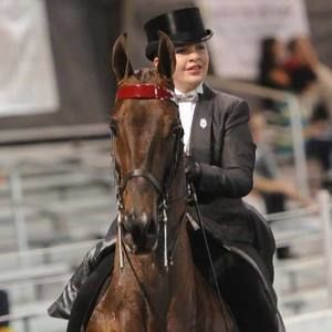 Meet your Posher, Andi