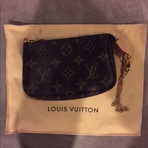 Louis Vuitton clutch purse