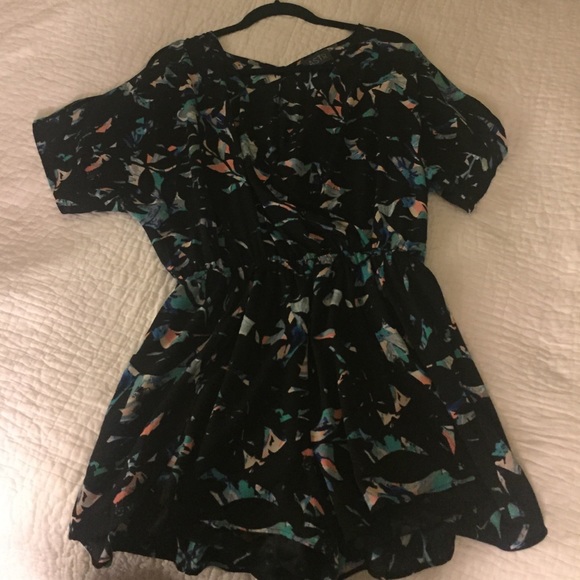 ASTR Romper - Picture 3 of 4