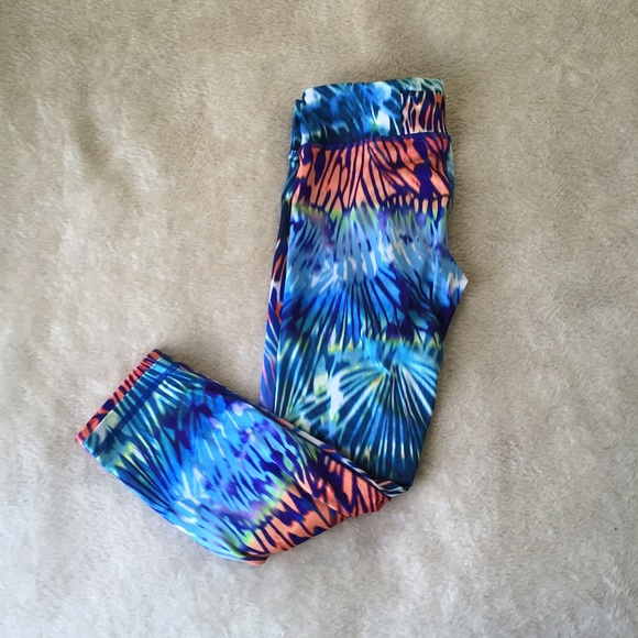 Hot Yoga Capris- Live Love Dream Size small petite