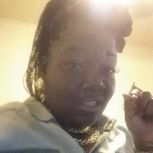 Meet your Posher, Teleshia