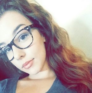 Meet your Posher, Kaylee