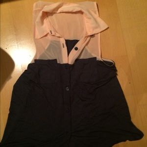 flowy sleeveless Urban blouse flowy sleeveless Urban blouse
