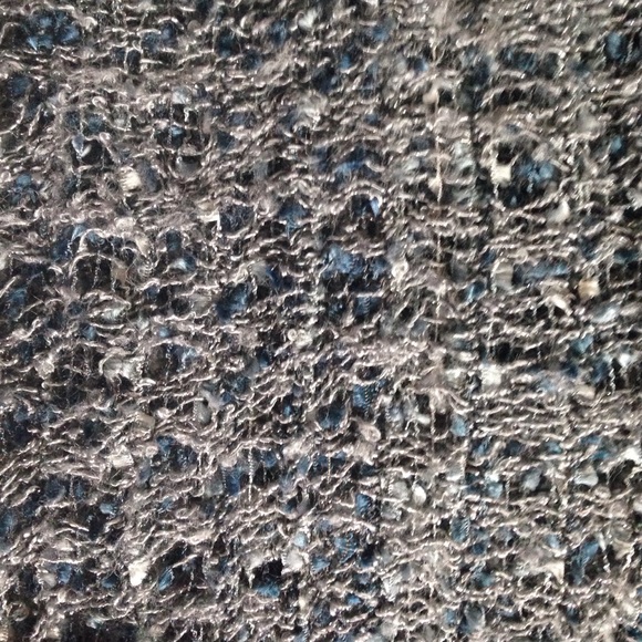 Gray infinity scarf - Picture 3 of 3