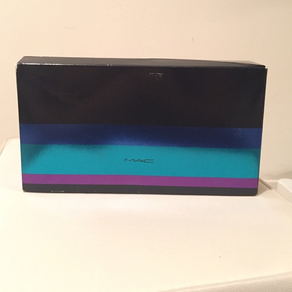 MAC COSMETICS eye makeup set