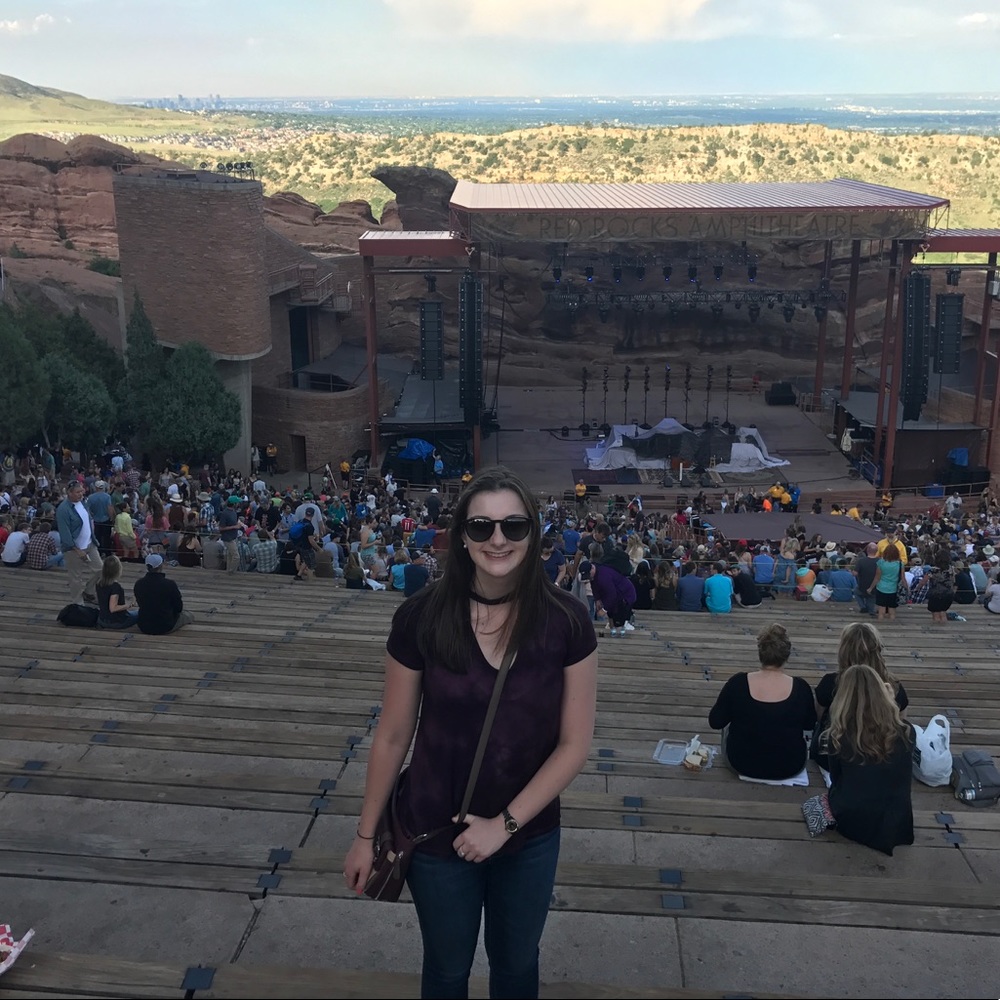 Meet your Posher, Cristina