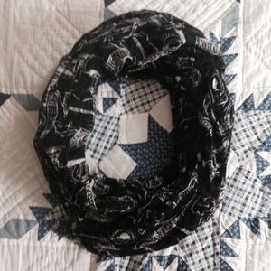 Black lightweight scarf