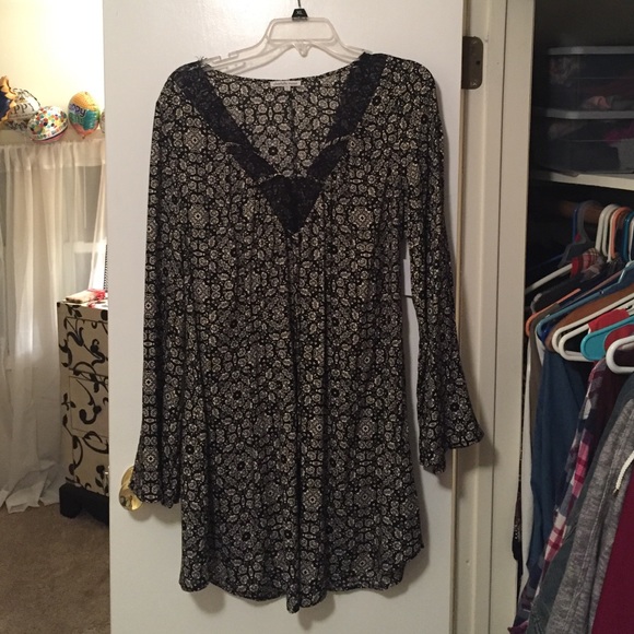 Charlotte Russe flowy dress