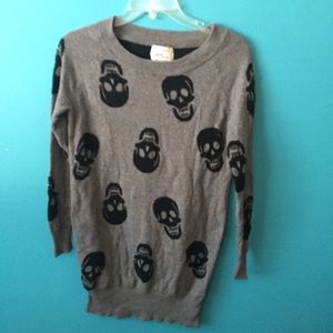 Oversized skull sweater NWOT