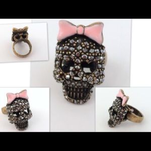 Betsey Johnson Skull Ring.