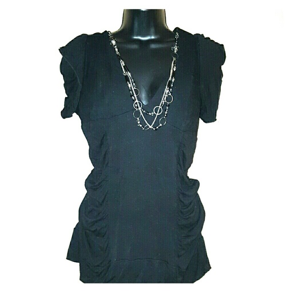 Black shirt with detachable necklace