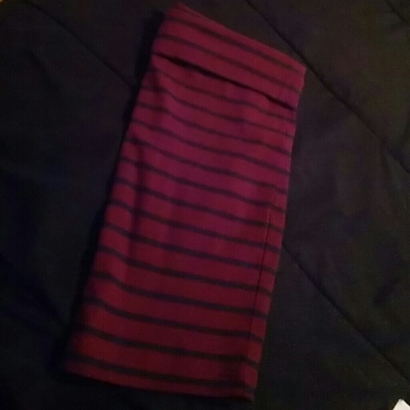 Mini skirt - Picture 2 of 2