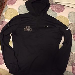Nike NWM running hoodie