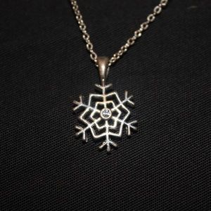 Silver Snowflake Necklace