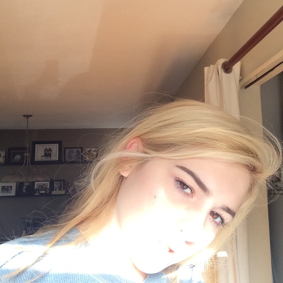 Meet your Posher, Brittany