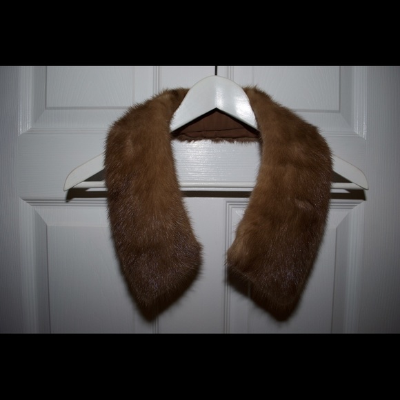 ✨ VINTAGE BEAVER FUR COLLAR ✨