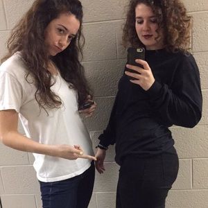 Meet your Posher, Moyra