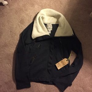 Brand new billabong sweater