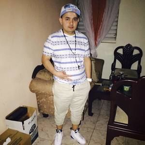 Meet your Posher, Luis