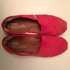 Red Toms
