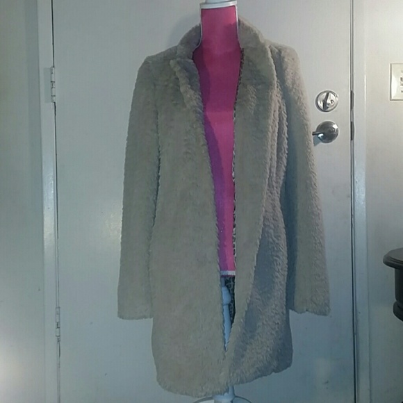 $$$sold$$$........Faux Fur Coat (Kenneth Cole)