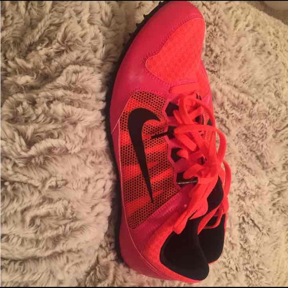 Nike Racing/Multi Use - Picture 2 of 3