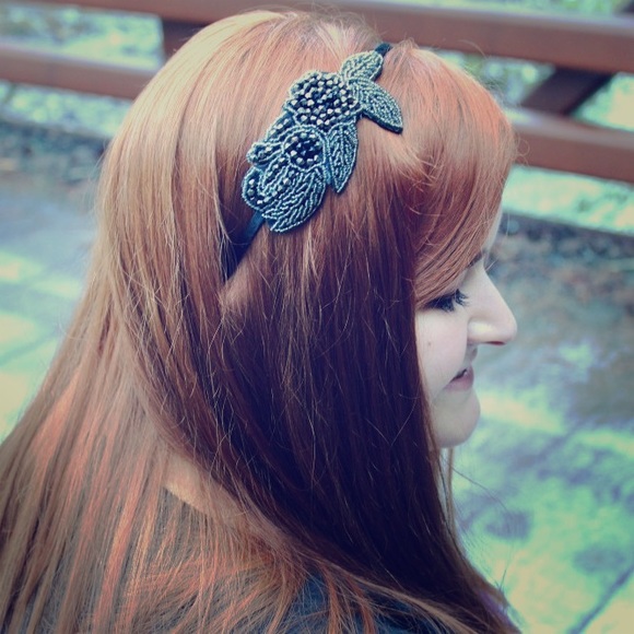 Accessories - ⬇️ Beaded Headband