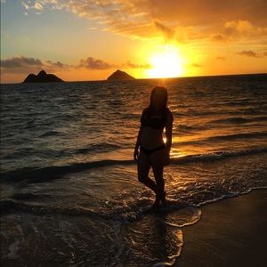 Meet your Posher, Aurora