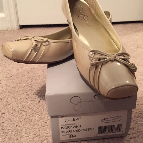 Jessica Simpson ballet flats