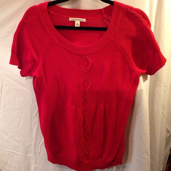 Red short sleeve sweater
