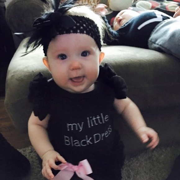 Meet your Posher, Stacy - Picture 2 of 3