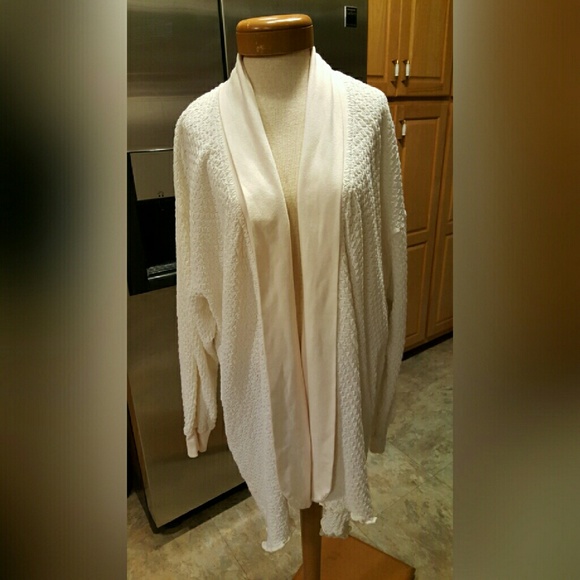 SOLD SOLD Charlotte Coat in cream Size 2X