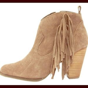 ‼️LAST CHANCE‼️ Steve Madden Fringe booties 8.5