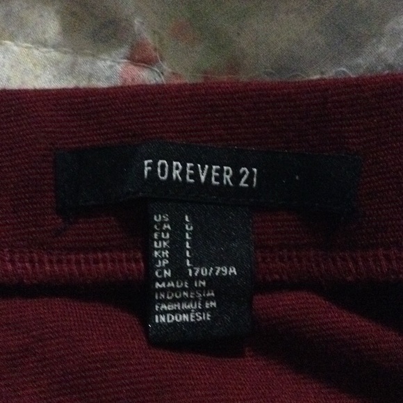 Forever 21 Red skirt - Picture 2 of 3