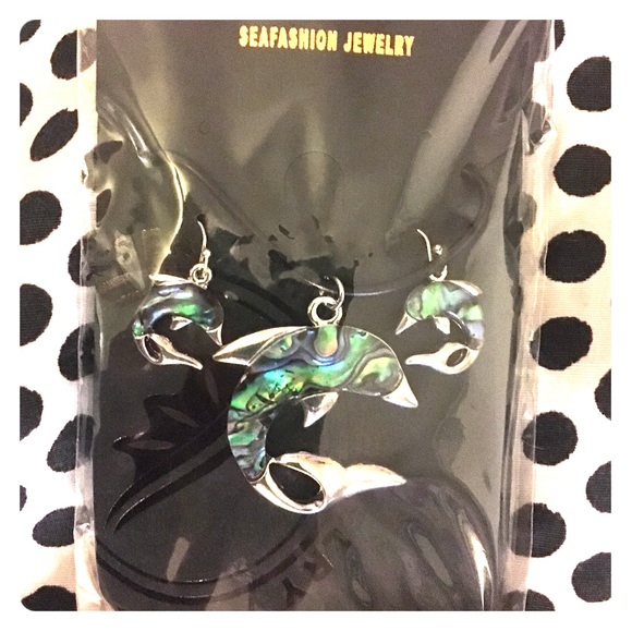 NEW. Dolphin jewelry!